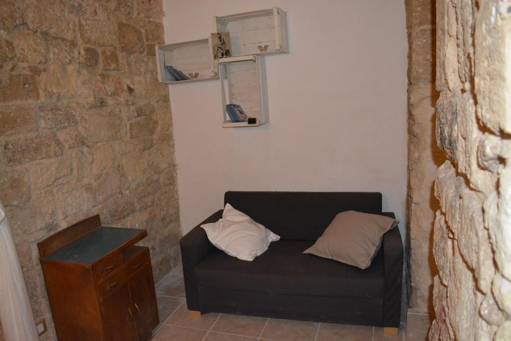 Palazzo Di Citta Flat Apartment Bari Exterior photo